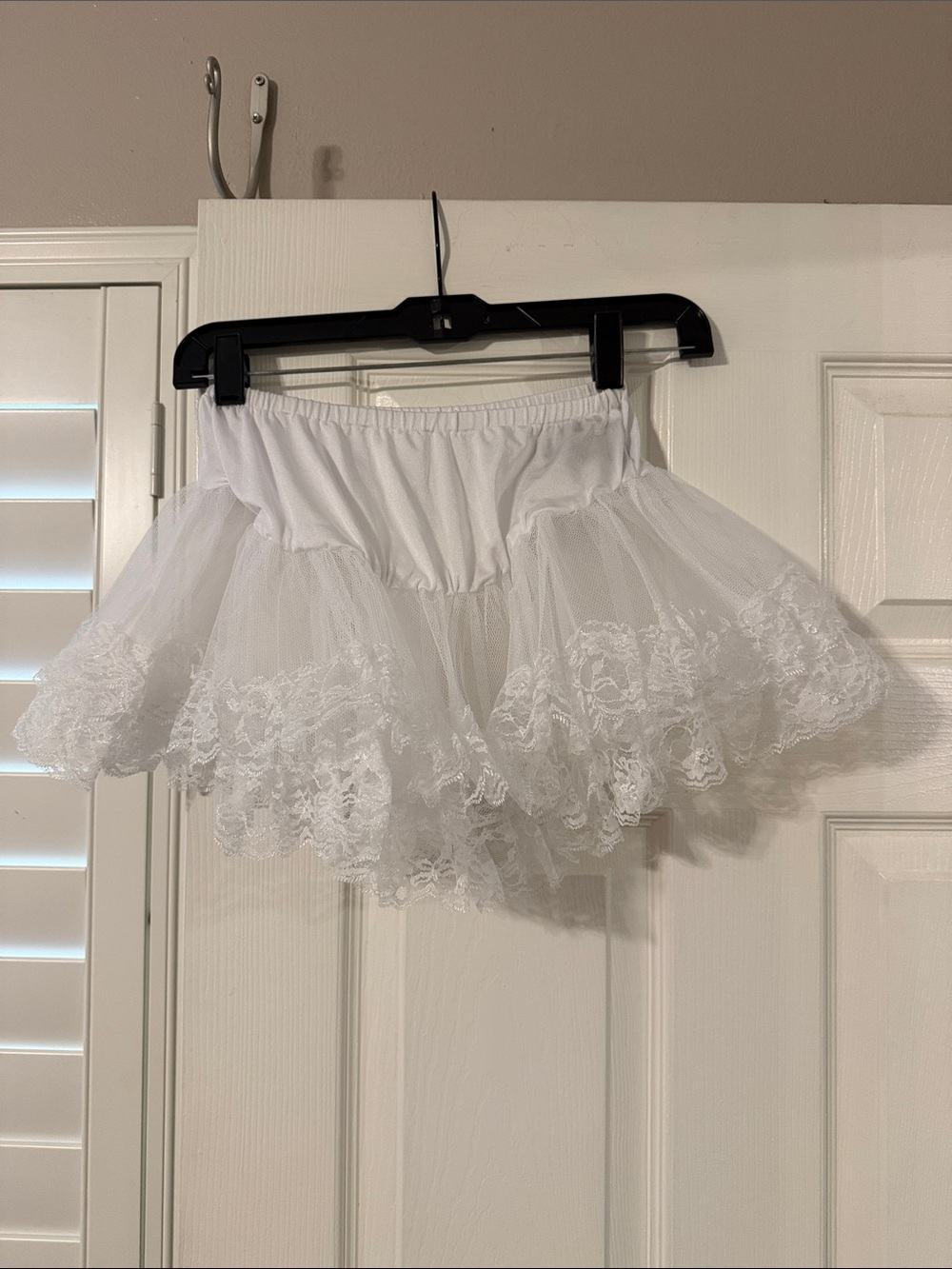 Leg Avenue White Lace Tulle Tutu Petticoat